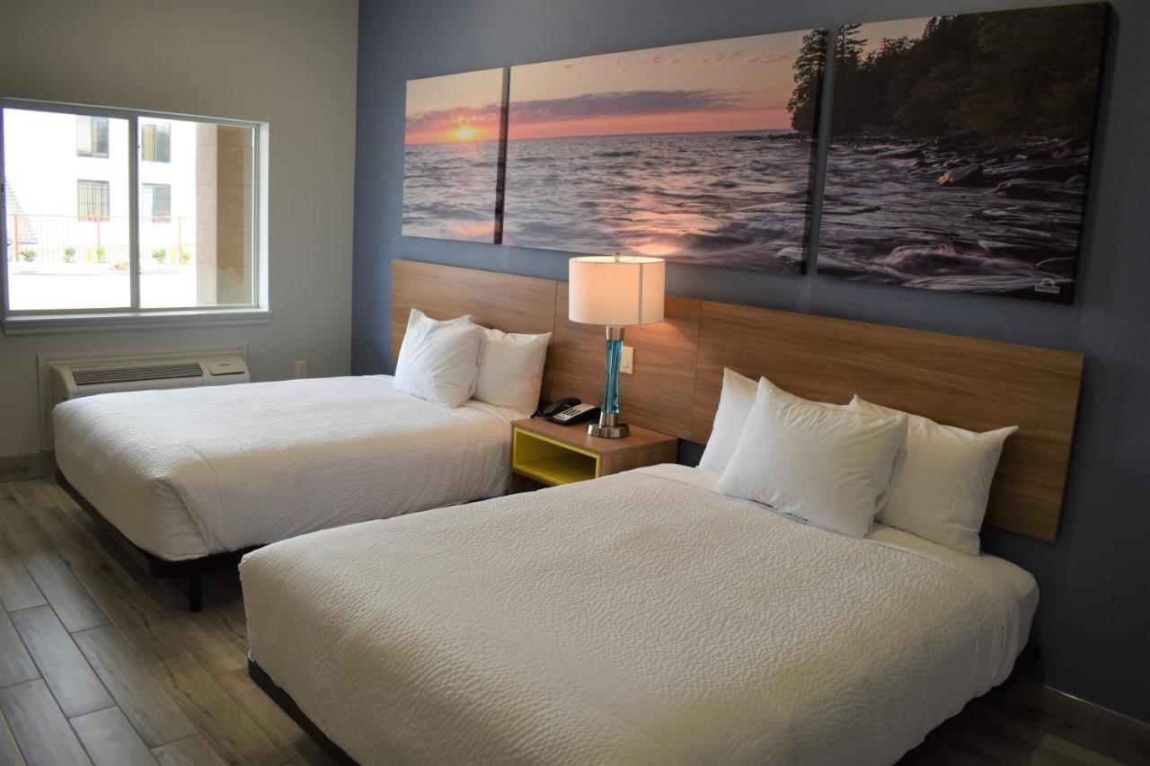 Days Inn & Suites By Wyndham Downtown/University Of هيوستن المظهر الخارجي الصورة