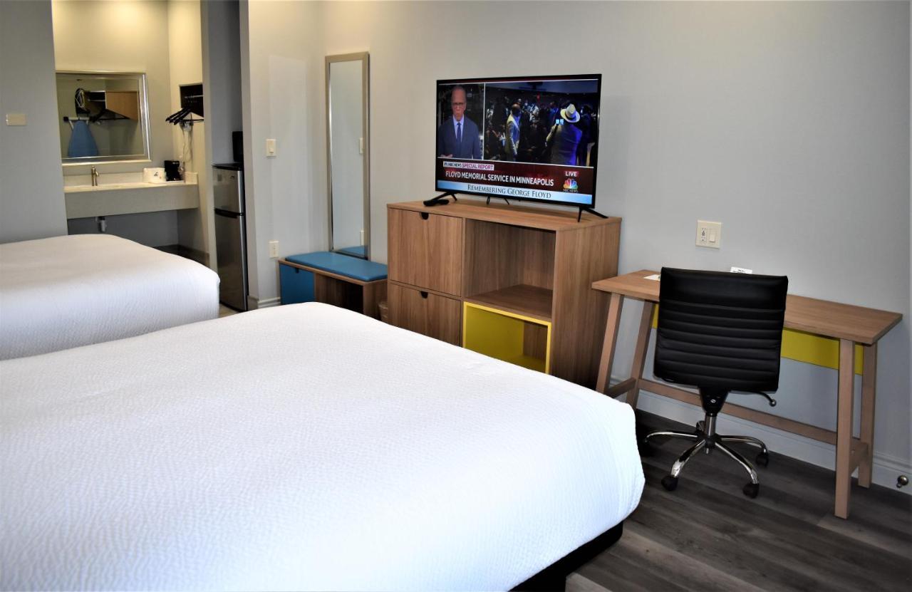Days Inn & Suites By Wyndham Downtown/University Of هيوستن المظهر الخارجي الصورة