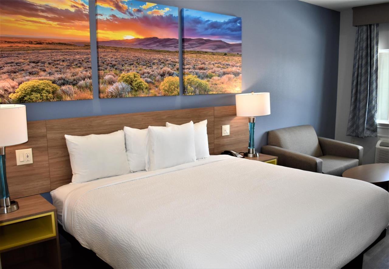 Days Inn & Suites By Wyndham Downtown/University Of هيوستن المظهر الخارجي الصورة